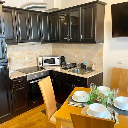 The Mountain Hug 1br By Si Apartment
